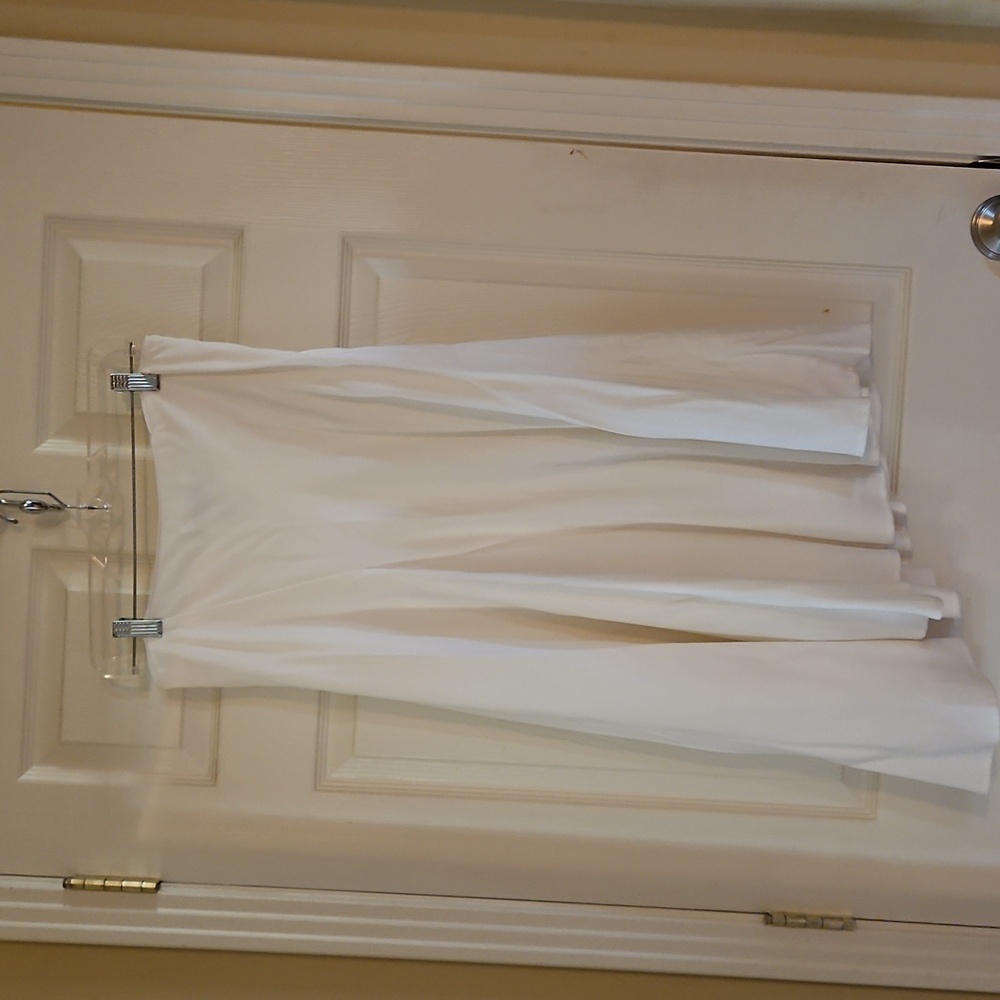 White House Black Market Skirt